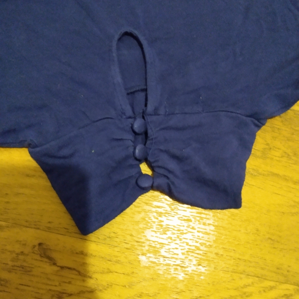3/$15 Mock neck short sleeve top - Picture 3 of 4